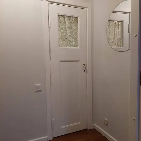 Kibuvitsa Apartment Tallinn